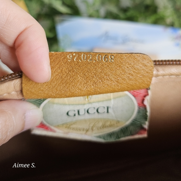 Gucci sling bag - Picture 12 of 14
